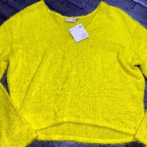 NWT SO brand long sleeve fuzzy sweater